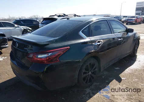 2018 Nissan Altima 2.5 Sr z USA, uszkodzony, nr VIN 1N4AL3AP3JC263761